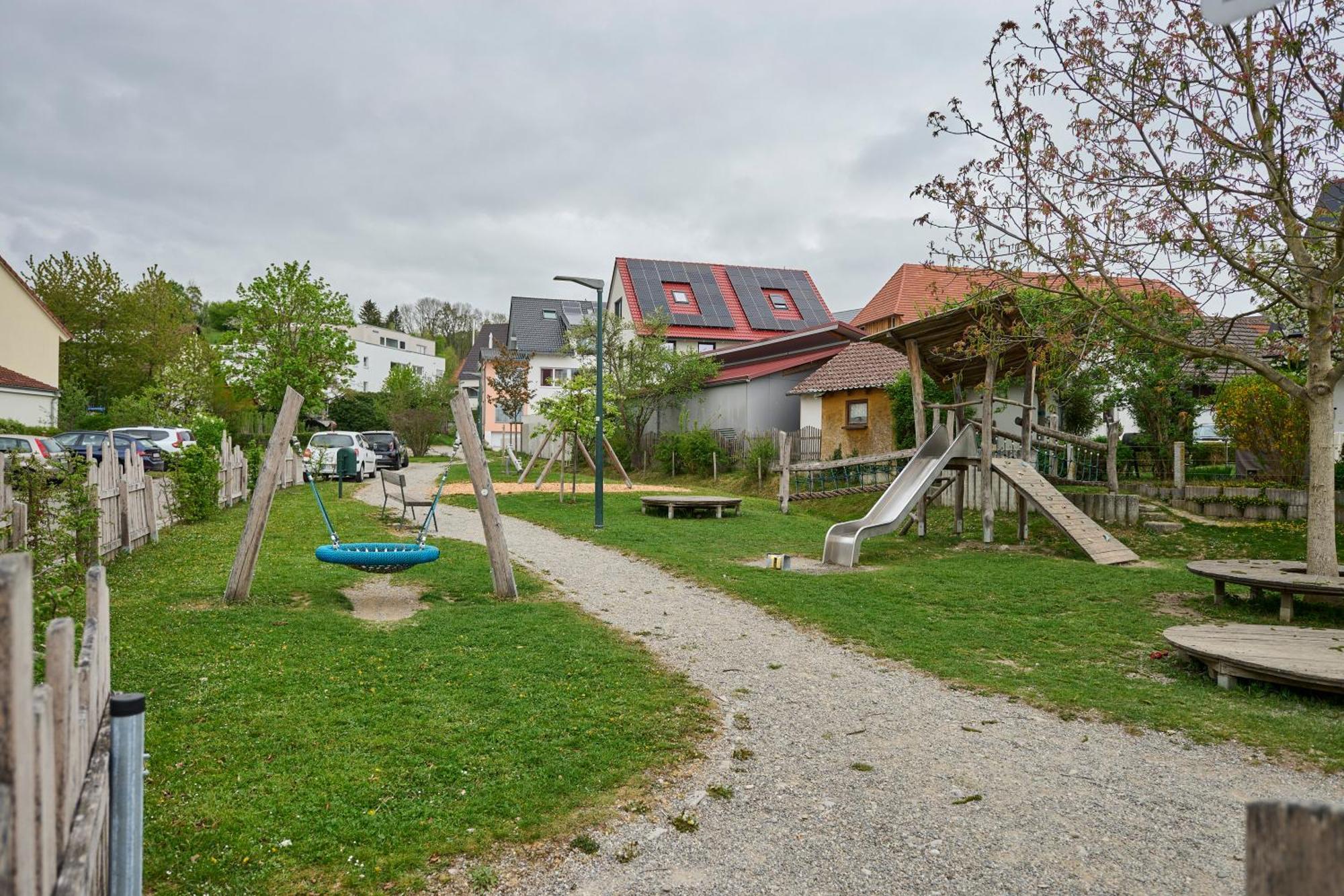 마르크도르프 Wood World Luxury - Massage - Bergblick - Tranpolin- Parken 아파트 외부 사진